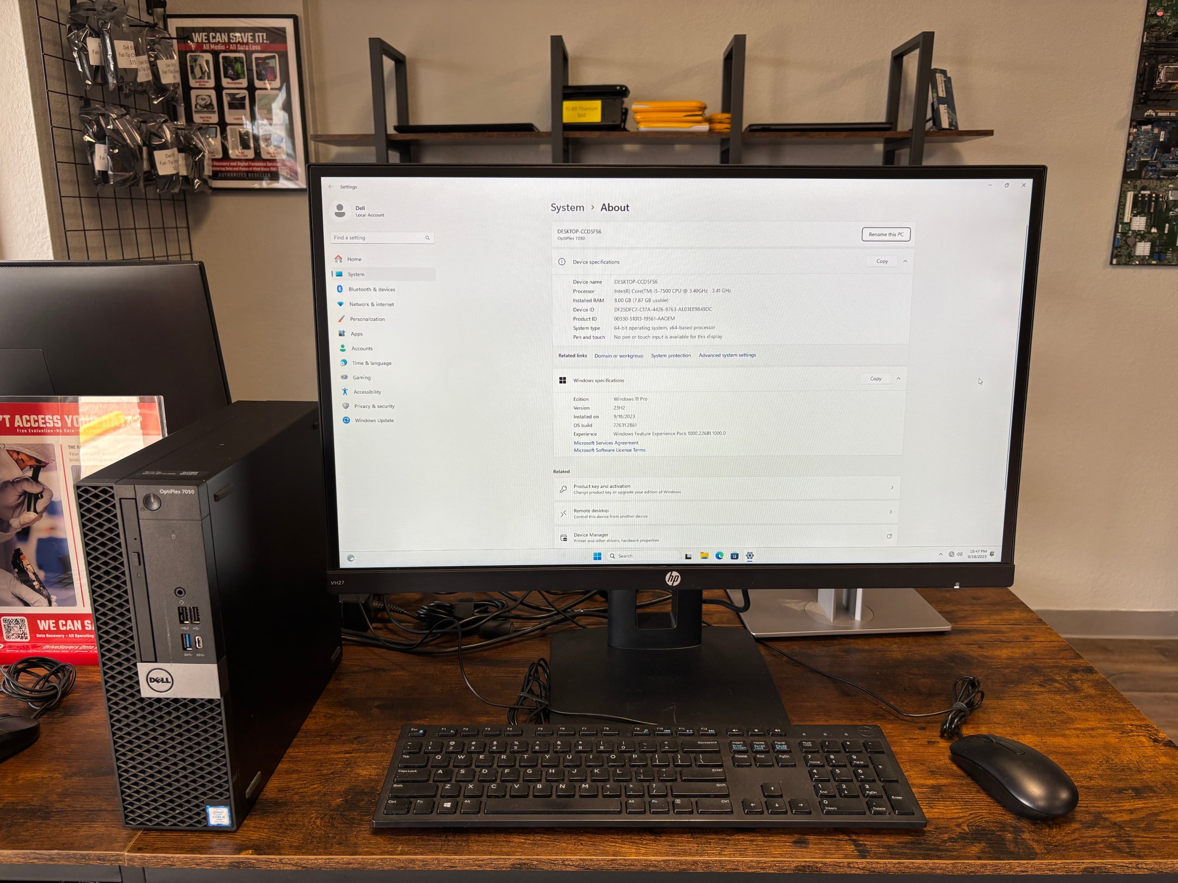 Full set up monitor tower mouse and keyboard - Thumbnail 2