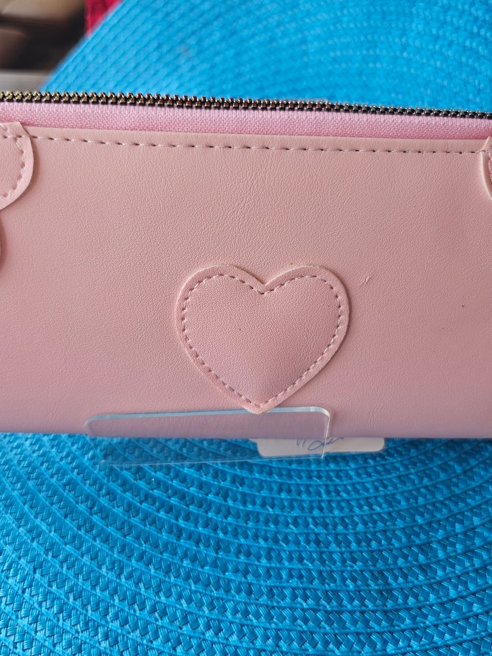 Pink Heart Accent Women's Zip Wallet - Thumbnail 2