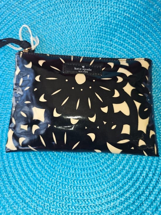 kate spade Black & Cream Floral-Pattern Zip 4.5 x 3.25 Patient Pouch - Thumbnail 3
