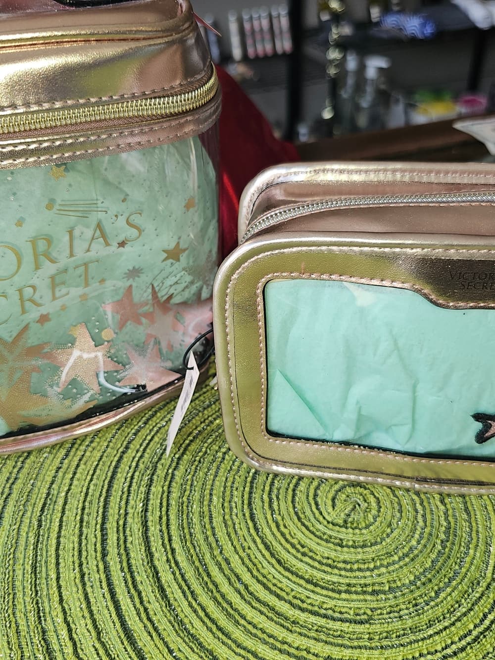 Victoria's Secret Rose Gold and Mint Clear Travel Pouch - Thumbnail 6