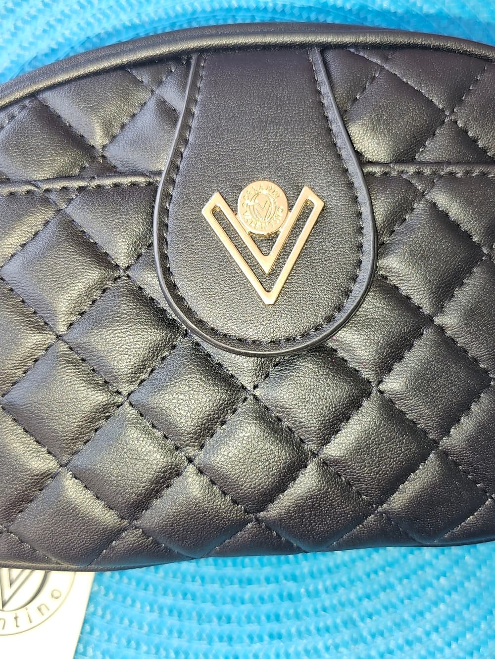 Valentino Quilted Black Crossbody Bag with Gold V Logo - Thumbnail 5