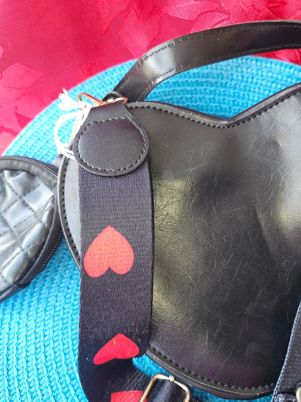 Quilted Heart-Shaped Shoulder Bag in Black with Heart-Accent Strap - Thumbnail 4