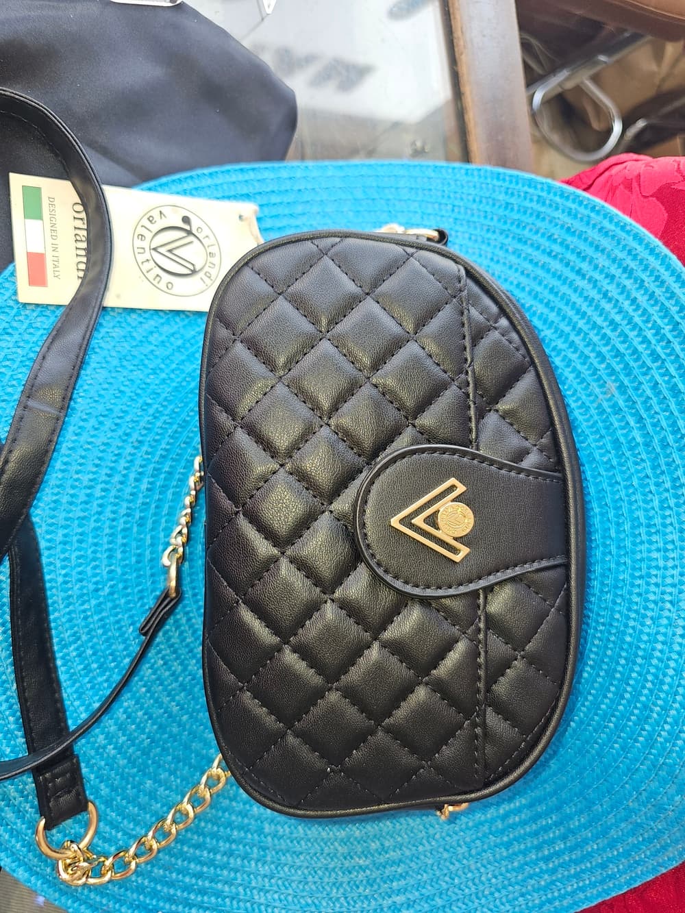 Valentino Quilted Black Crossbody Bag with Gold V Logo - Thumbnail 3