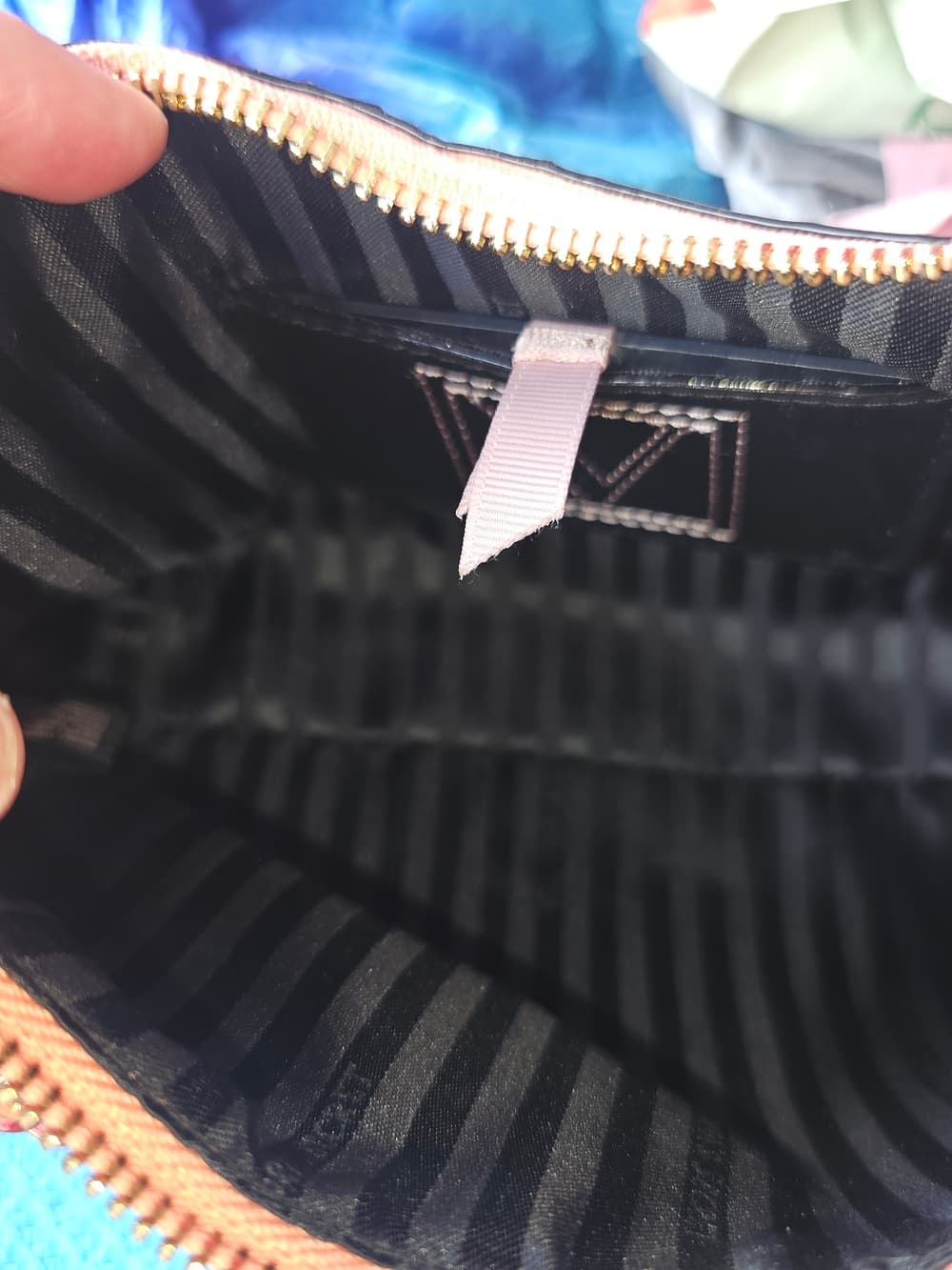 Victoria's Secret Peach Woven Chain-Handle Shoulder Bag - Thumbnail 3