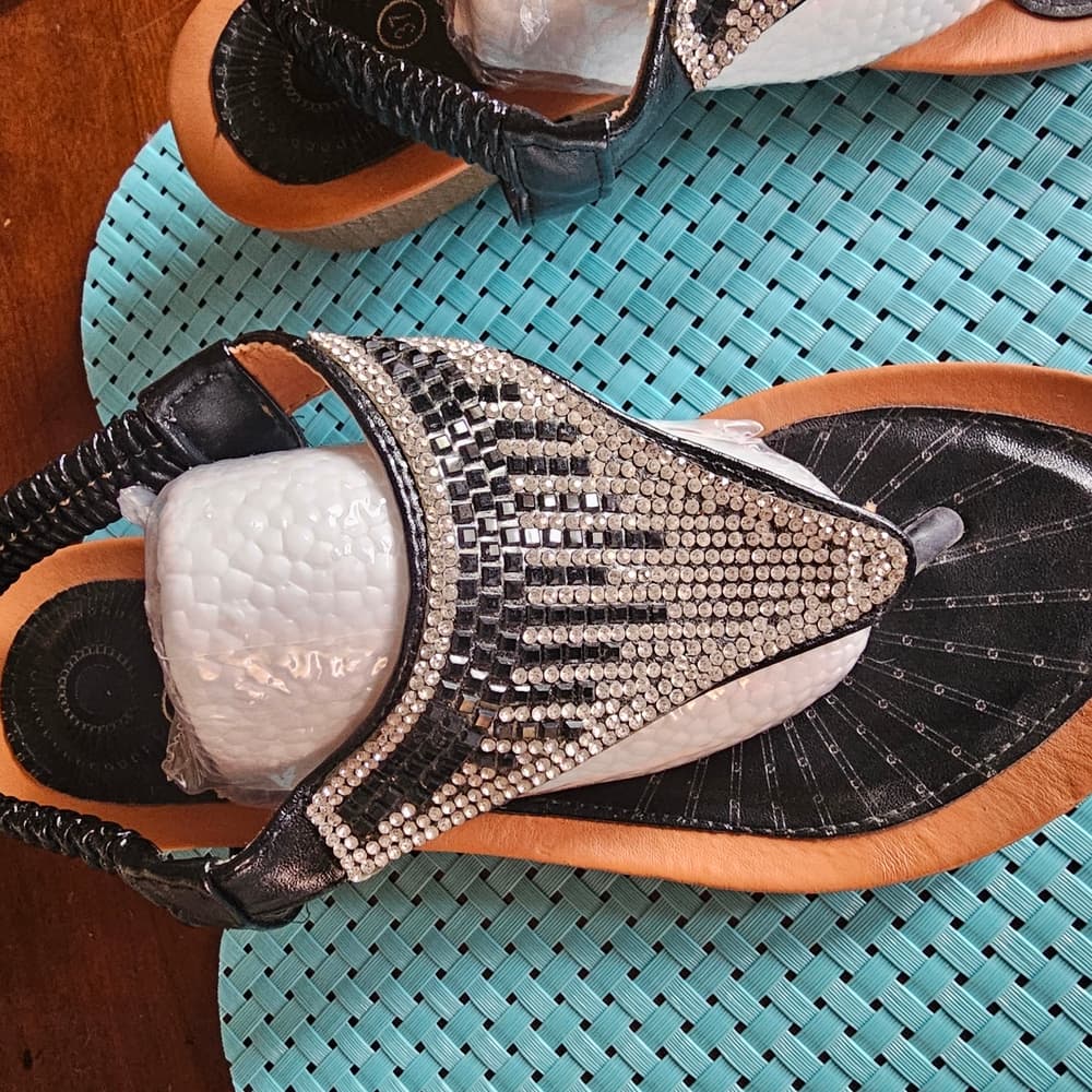 Black and Silver Thong Sandals with Braided Straps - Thumbnail 4