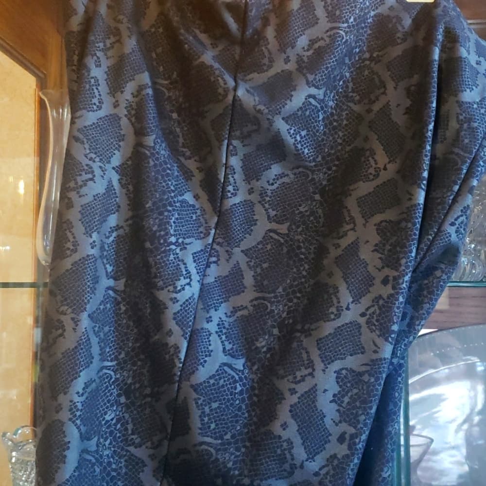 Black snakeskin stretch size 12 - Thumbnail 3