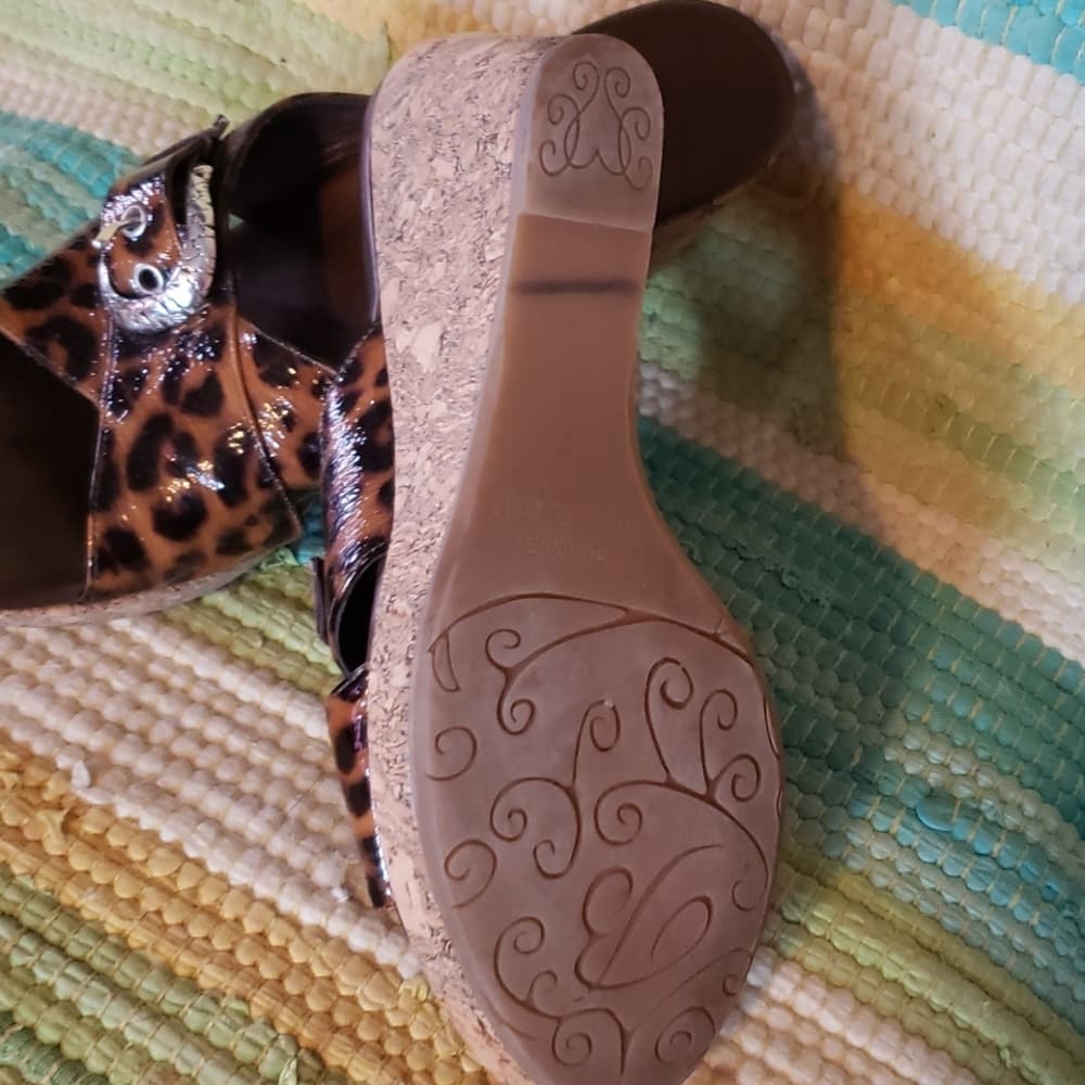 Brighton Leopard Wedge - Thumbnail 2