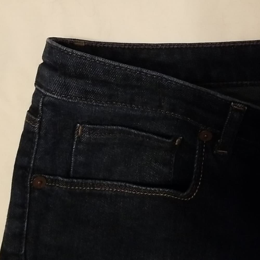 Coldwater Creek Dark Wash Bermuda Shorts 16 run sm - Thumbnail 2