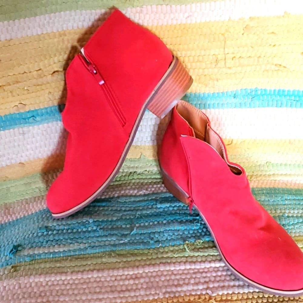 Red New bootie - Thumbnail 3