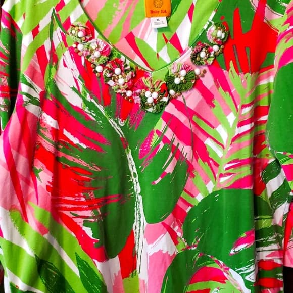 XL Ruby Red top - Thumbnail 2