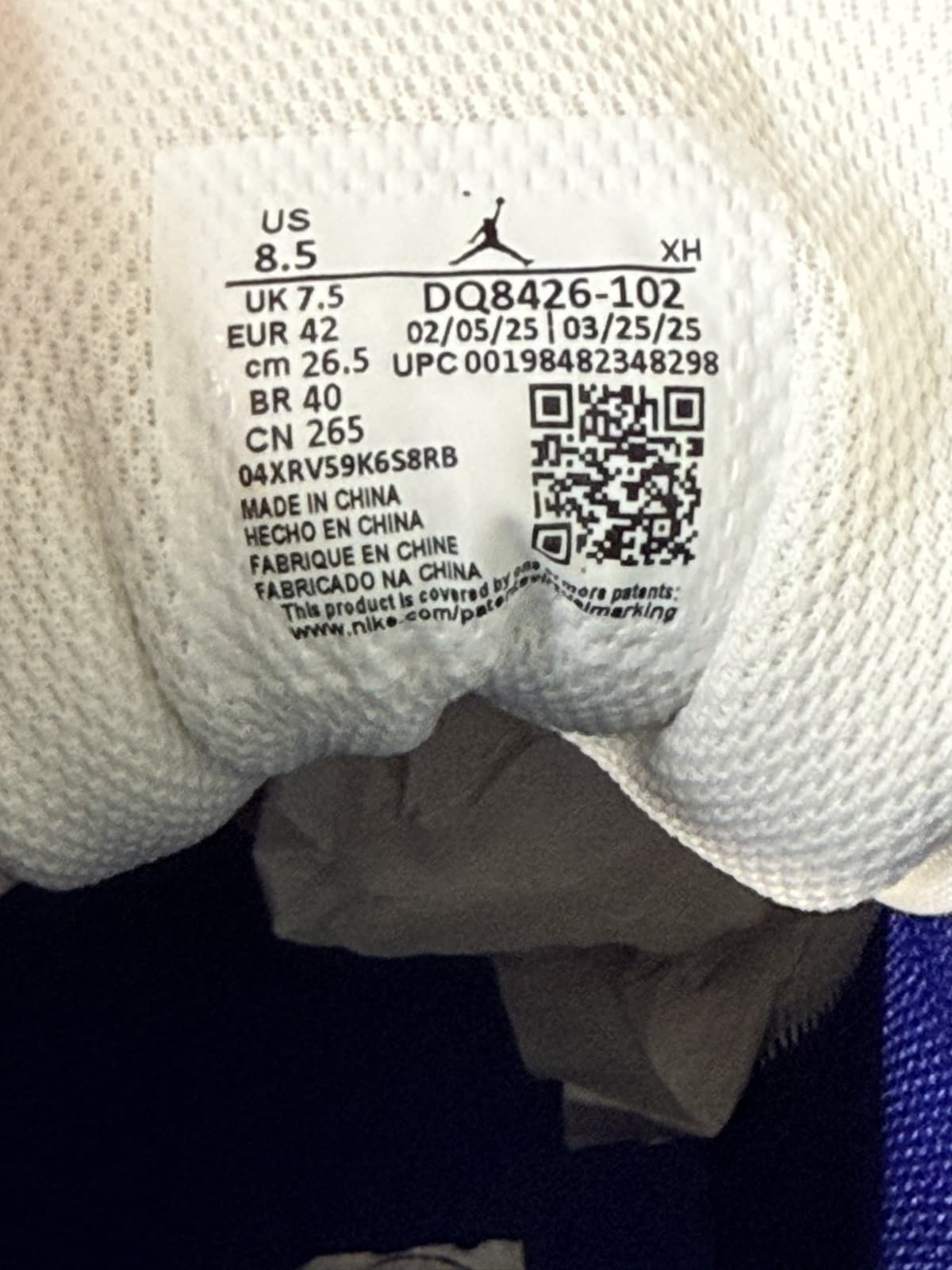Nike Air Jordan 1 Mid Rare Air Men's size 8.5 DQ8426-102 NWOT - Thumbnail 4