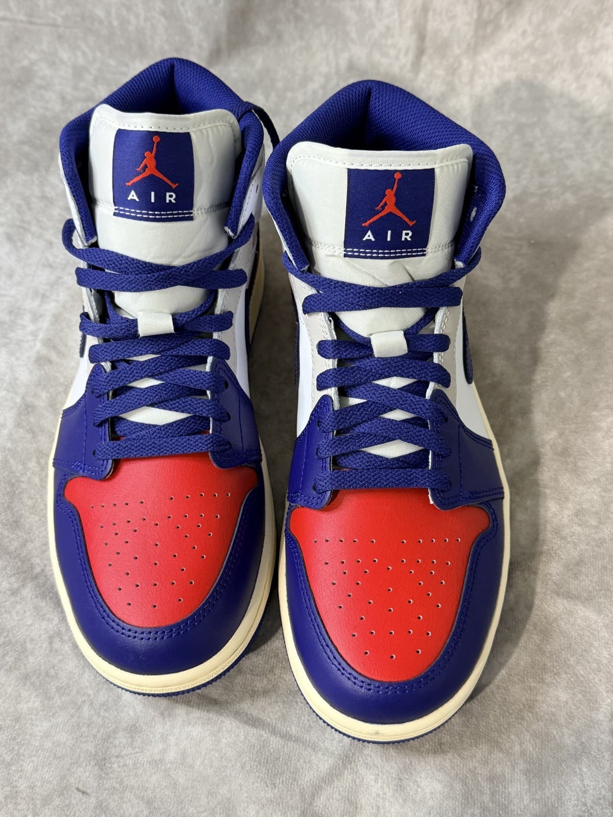 Nike Air Jordan 1 Mid Rare Air Men's size 8.5 DQ8426-102 NWOT - Thumbnail 2