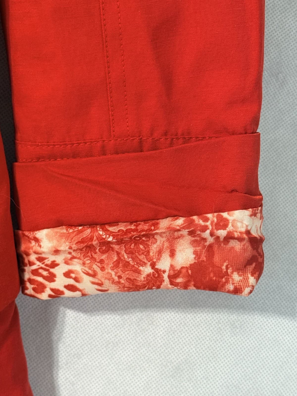 Guess Red Double Breasted Trench Coat Women's S Belted Floral Lining Jacket - Thumbnail 4