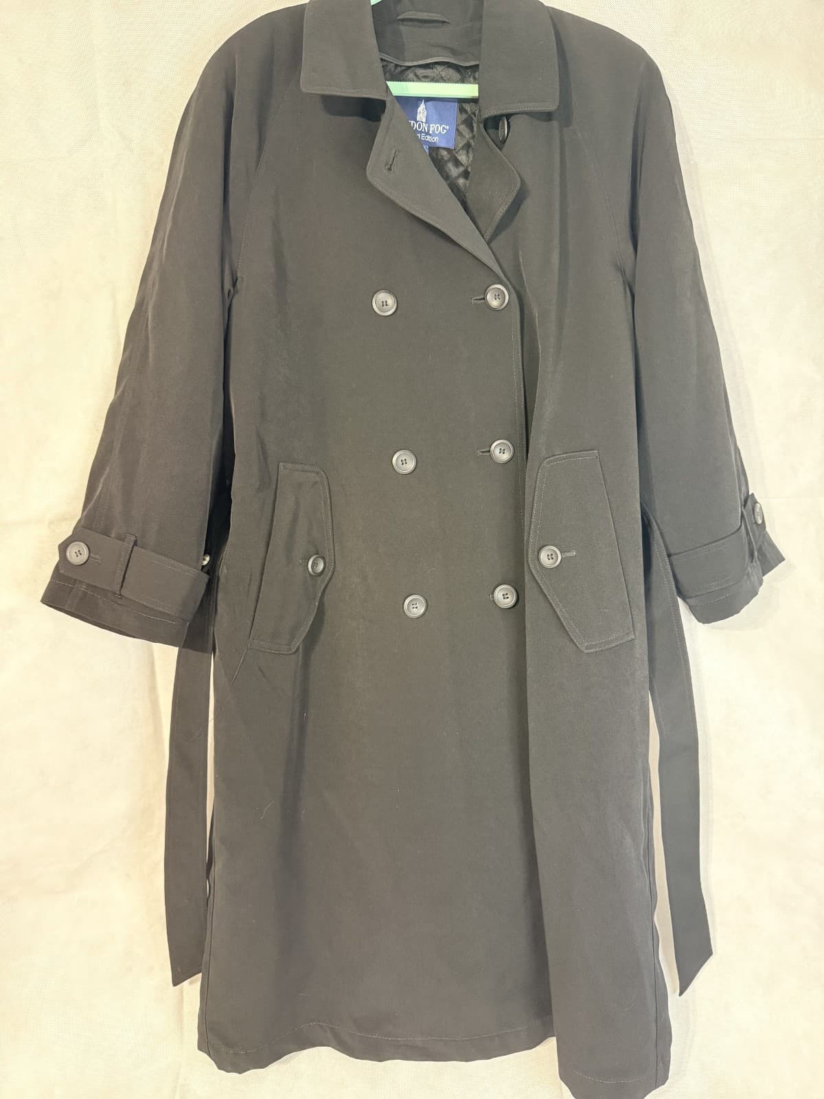 VTG London Fog LE Woman’s Black Trench Coat Size 10 Pet Removable Liner w/ Belt - Thumbnail 2