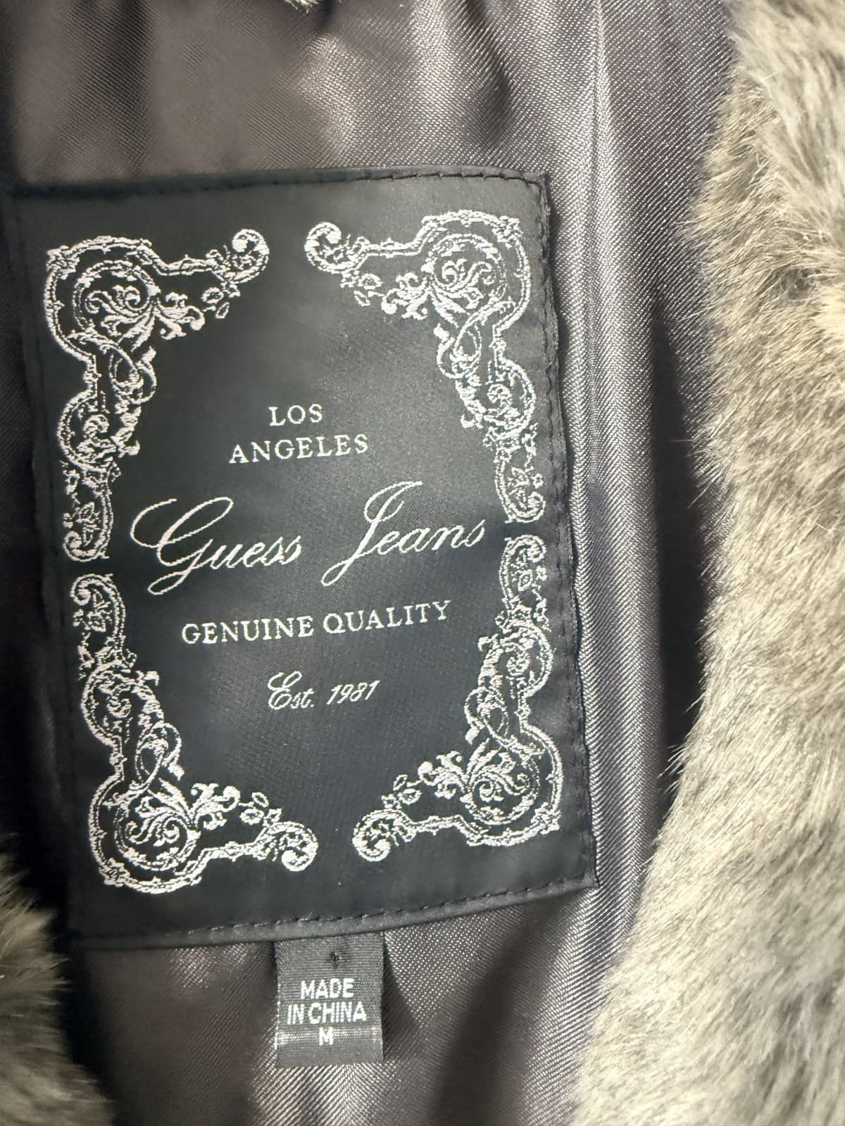 GUESS JEANS FAUX FUR AND KNIT VEST M - Thumbnail 2
