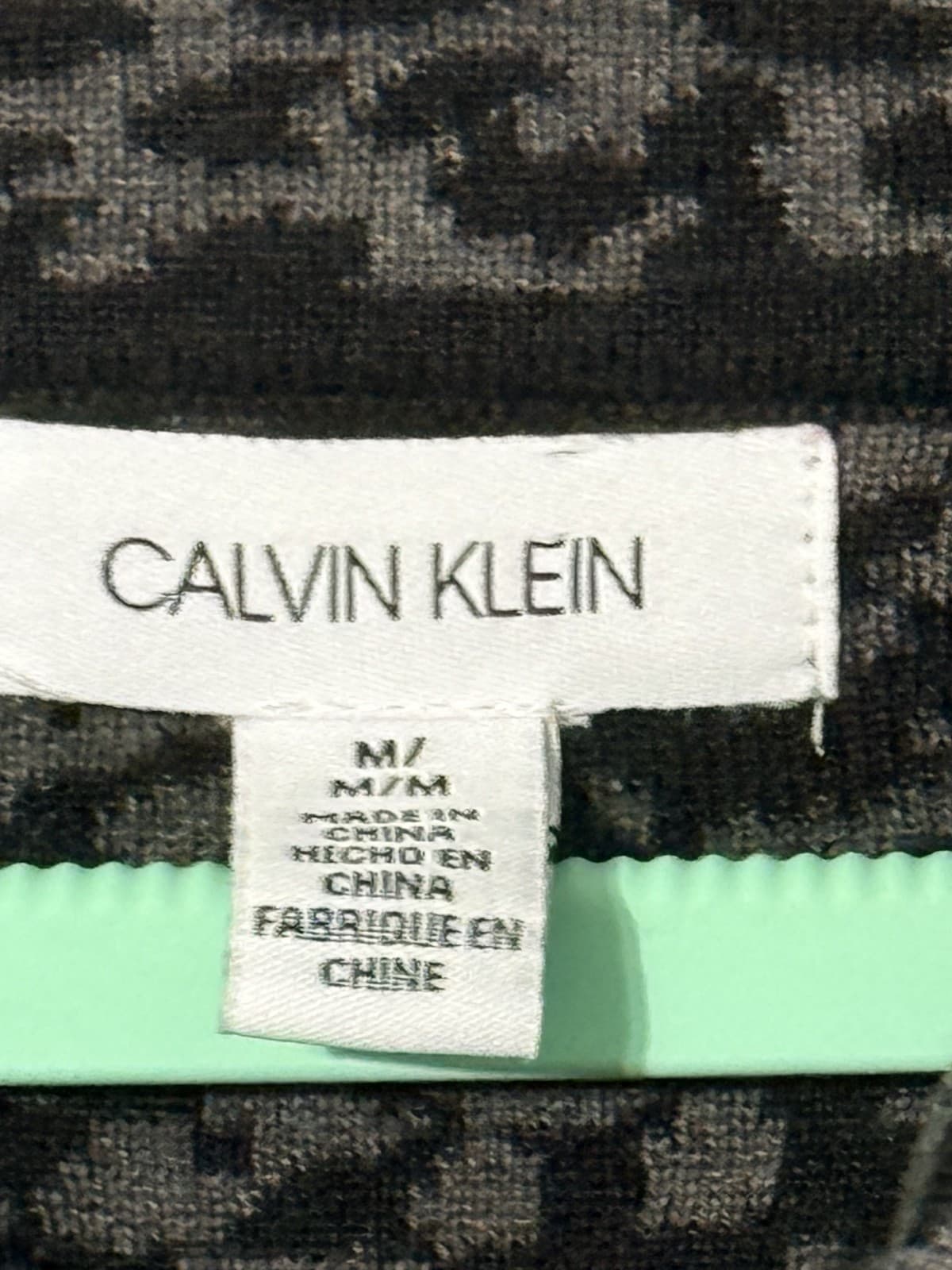 Calvin Klein Turtleneck Lepord Print Sweater BLK & GRY M - Thumbnail 3