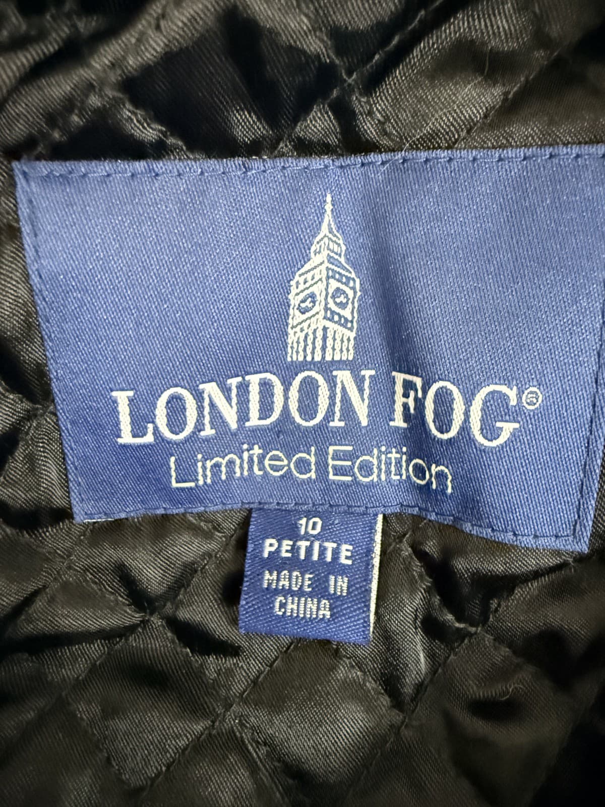 VTG London Fog LE Woman’s Black Trench Coat Size 10 Pet Removable Liner w/ Belt - Thumbnail 4