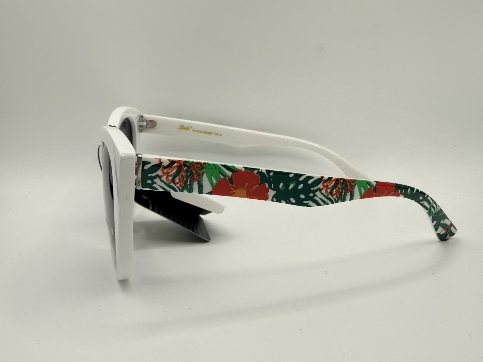 No Name Brand Polarized Sunglasses - Thumbnail 4