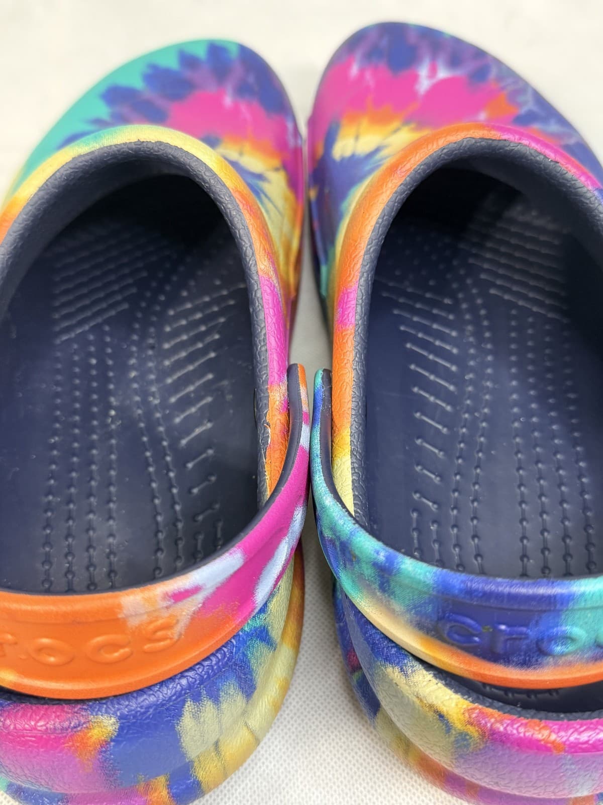 Crocs Classic Rainbow Tie Dye Graphic Clogs Unisex Women’s Size 11 Men’s Size 9 - Thumbnail 8