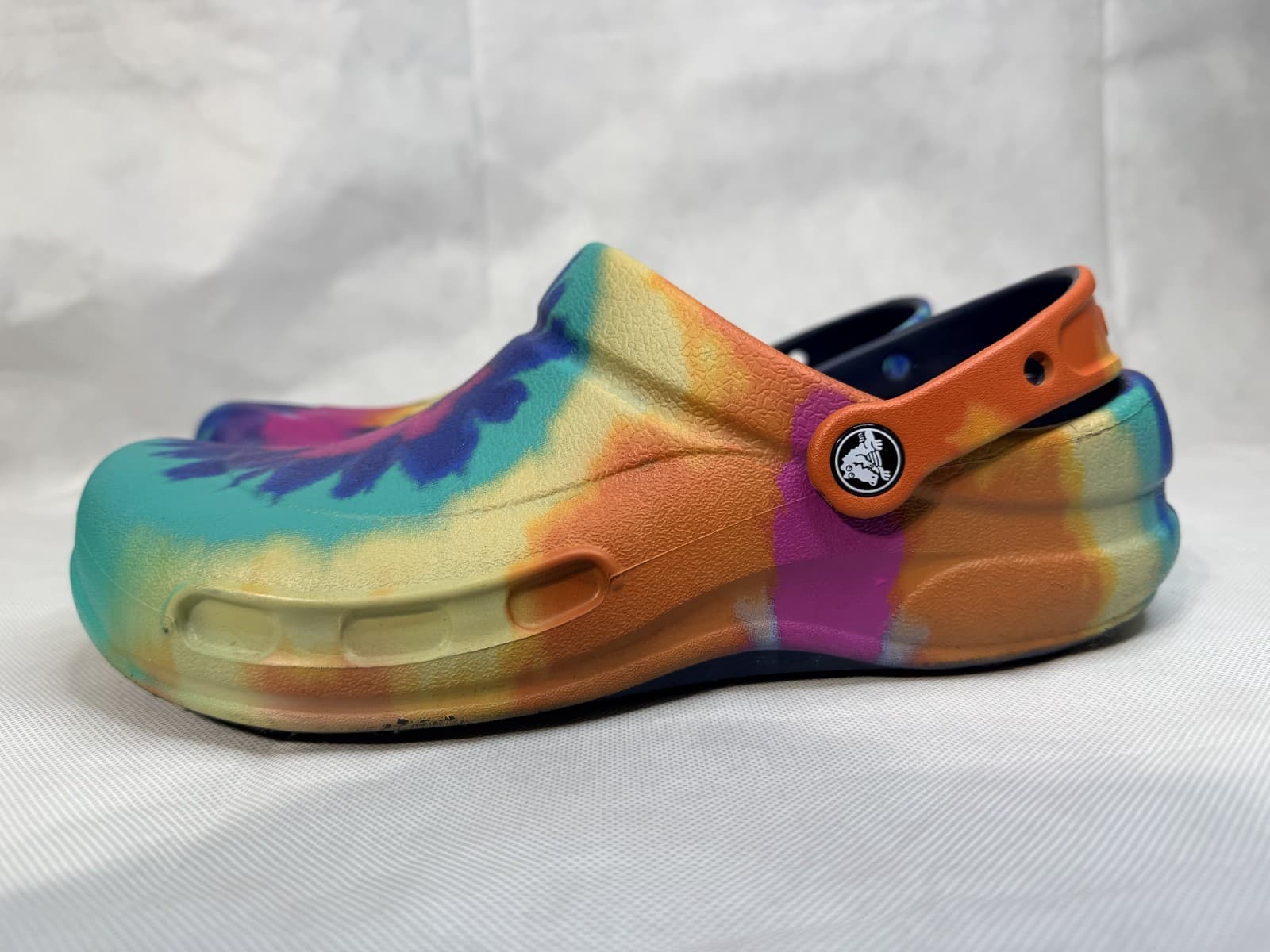 Crocs Classic Rainbow Tie Dye Graphic Clogs Unisex Women’s Size 11 Men’s Size 9 - Thumbnail 4