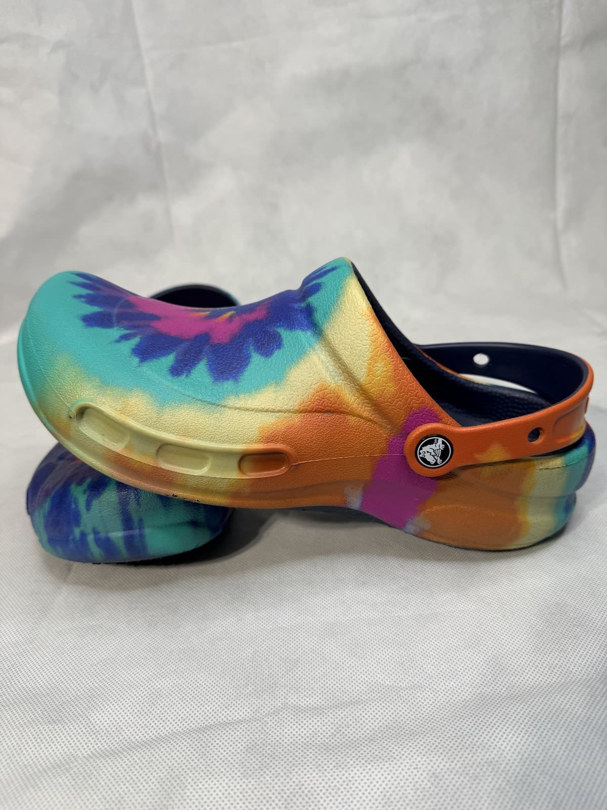 Crocs Classic Rainbow Tie Dye Graphic Clogs Unisex Women’s Size 11 Men’s Size 9 - Thumbnail 2