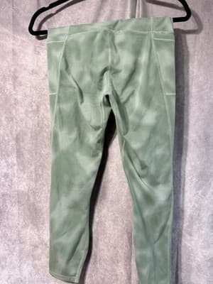 Under Armour Green Ladies Spandex Pants With Pockets Medium - Thumbnail 2