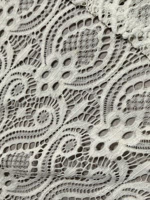 Almost Famous White Lace Off The Shoulder Hi Low Dress Women’s Size M - Thumbnail 3