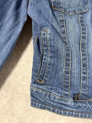 Rocka Wear Women’s Size Large Jean Jacket Button Up Zip Sleeve Zip Pockets - Thumbnail 7