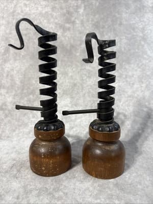 Set of 2 Vintage Courting Twist Candlestick holders Wood And Iron - Thumbnail 3