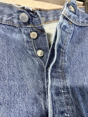 Levi’s 501 Straight Denim Jeans Button Fly Medium Wash Classic 5 Pocket 44x32 - Thumbnail 3