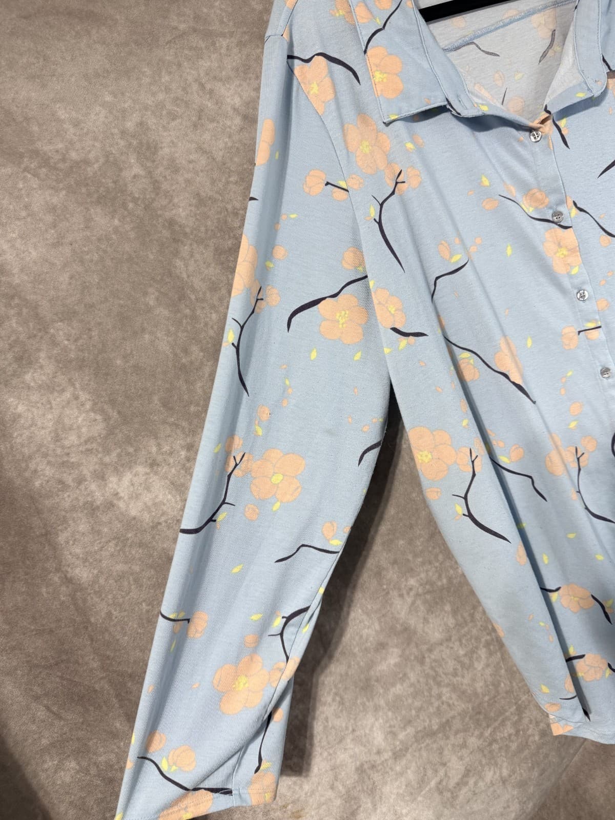 Lularoe Valentina Blouse Blue Floral Pattern Women's 3XL - Thumbnail 3