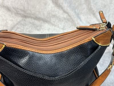 Boc Leather Purse. Black And Brown Gold Hardware - Thumbnail 4