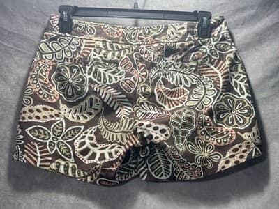 Tommy Hilfiger Brown Leaf Pattern Women’s Shorts Size 6 - Thumbnail 2