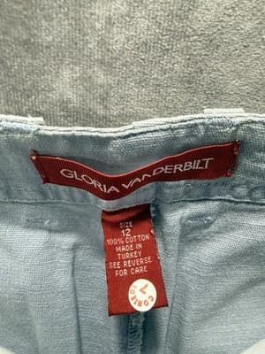 NWT Gloria Vanderbilt Gray Capri Women’s Size 12 Stretch - Thumbnail 4