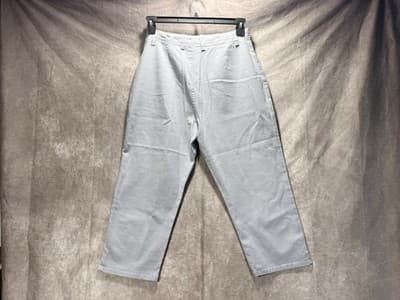 NWT Gloria Vanderbilt Gray Capri Women’s Size 12 Stretch - Thumbnail 2