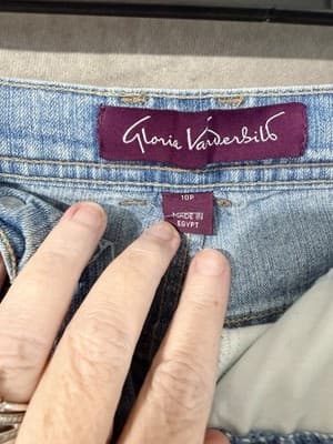 Gloria Vanderbilt Amanda Light Wash Jeans Women’s Size 10P - Thumbnail 4