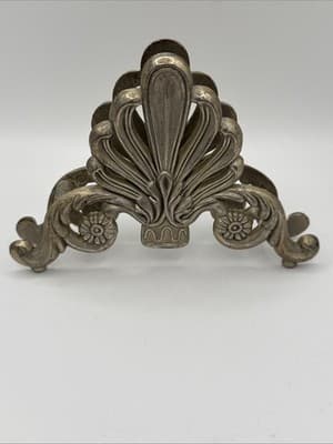 Vintage Silver Plate Knife Rest Italy Knife Holder With matching Napkin Holders - Thumbnail 5