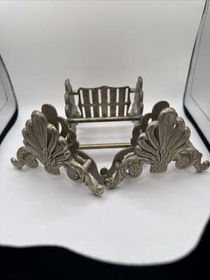 Vintage Silver Plate Knife Rest Italy Knife Holder With matching Napkin Holders - Thumbnail 9