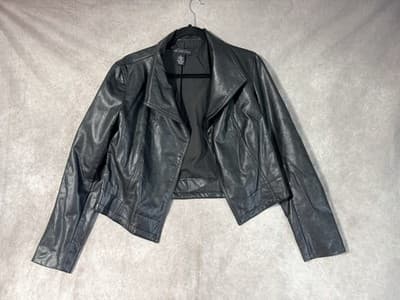 Joan Vass Women’s Crop Bikers Faux Leather Jacket Size Small - Thumbnail 2