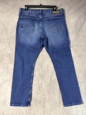 Wrangler Athletic Fit Jeans Men’s Size 38x30 Medium Wash - Thumbnail 3
