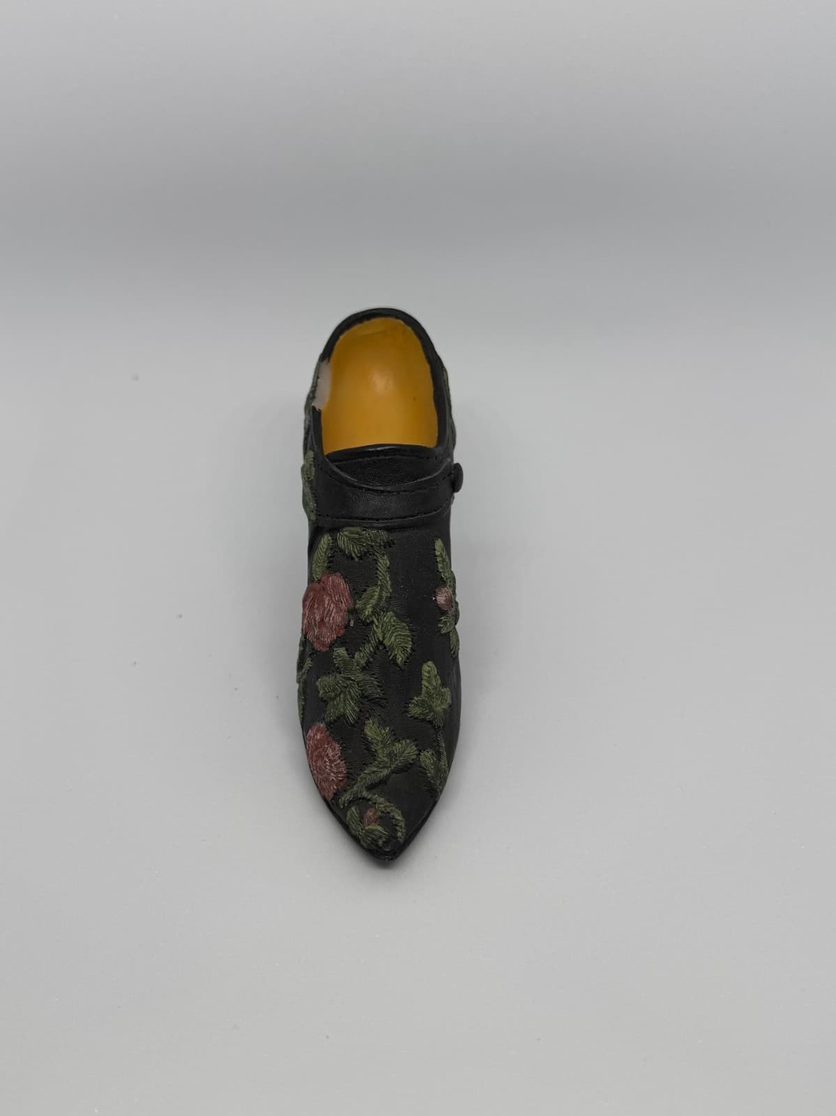2 Piece vintage miniature shoe and purse set - Thumbnail 3