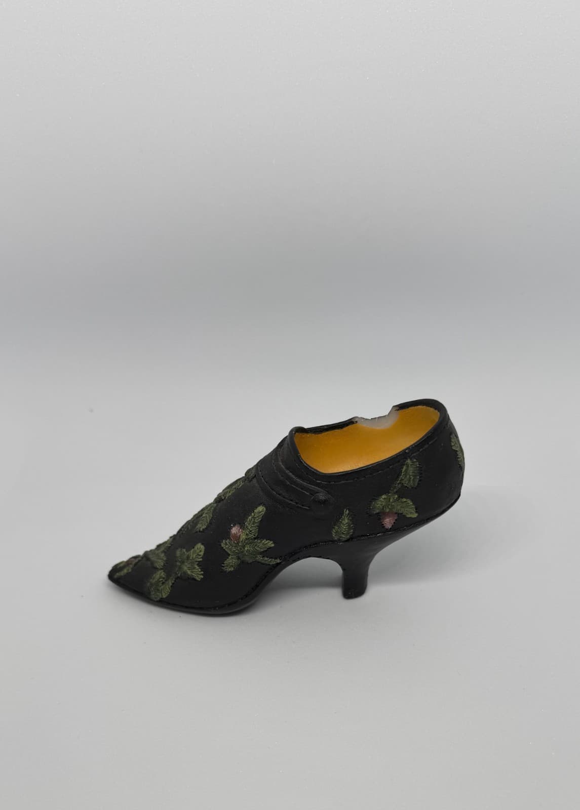 2 Piece vintage miniature shoe and purse set - Thumbnail 5
