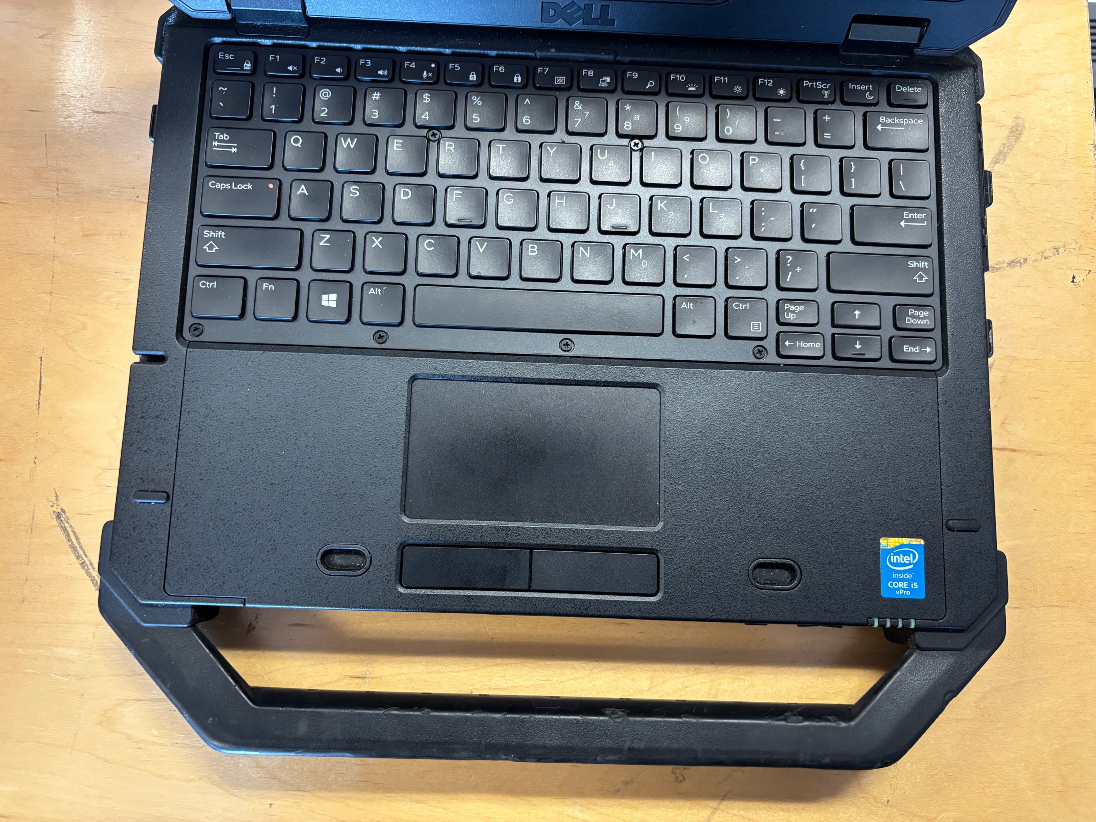 Dell Latitude 7204 Rugged Laptop i5-4310U 8GB RAM - Thumbnail 2