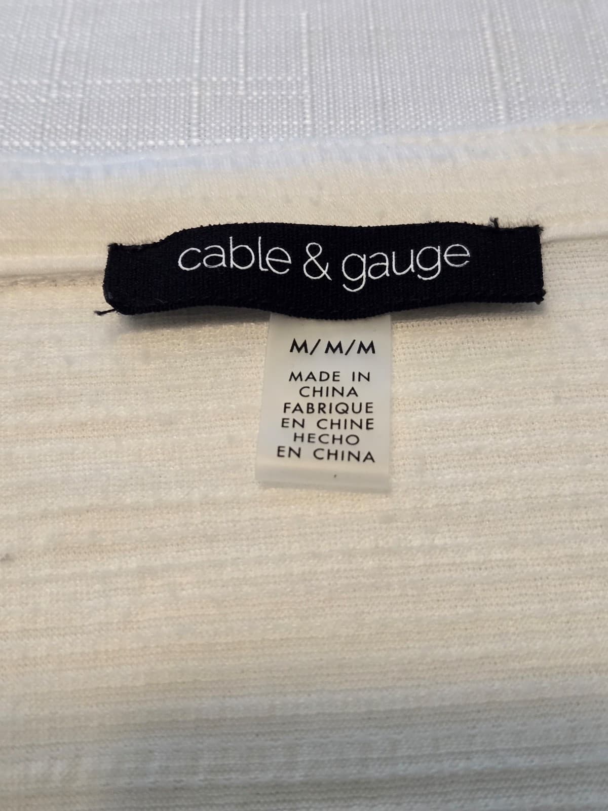 Cable & Gauge Women's White Button-Up Blouse Size M, Item #1018 - Thumbnail 4