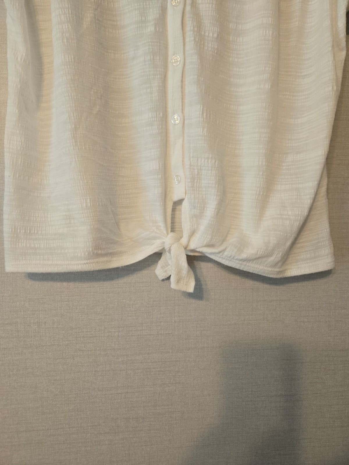 Cable & Gauge Women's White Button-Up Blouse Size M, Item #1018 - Thumbnail 6