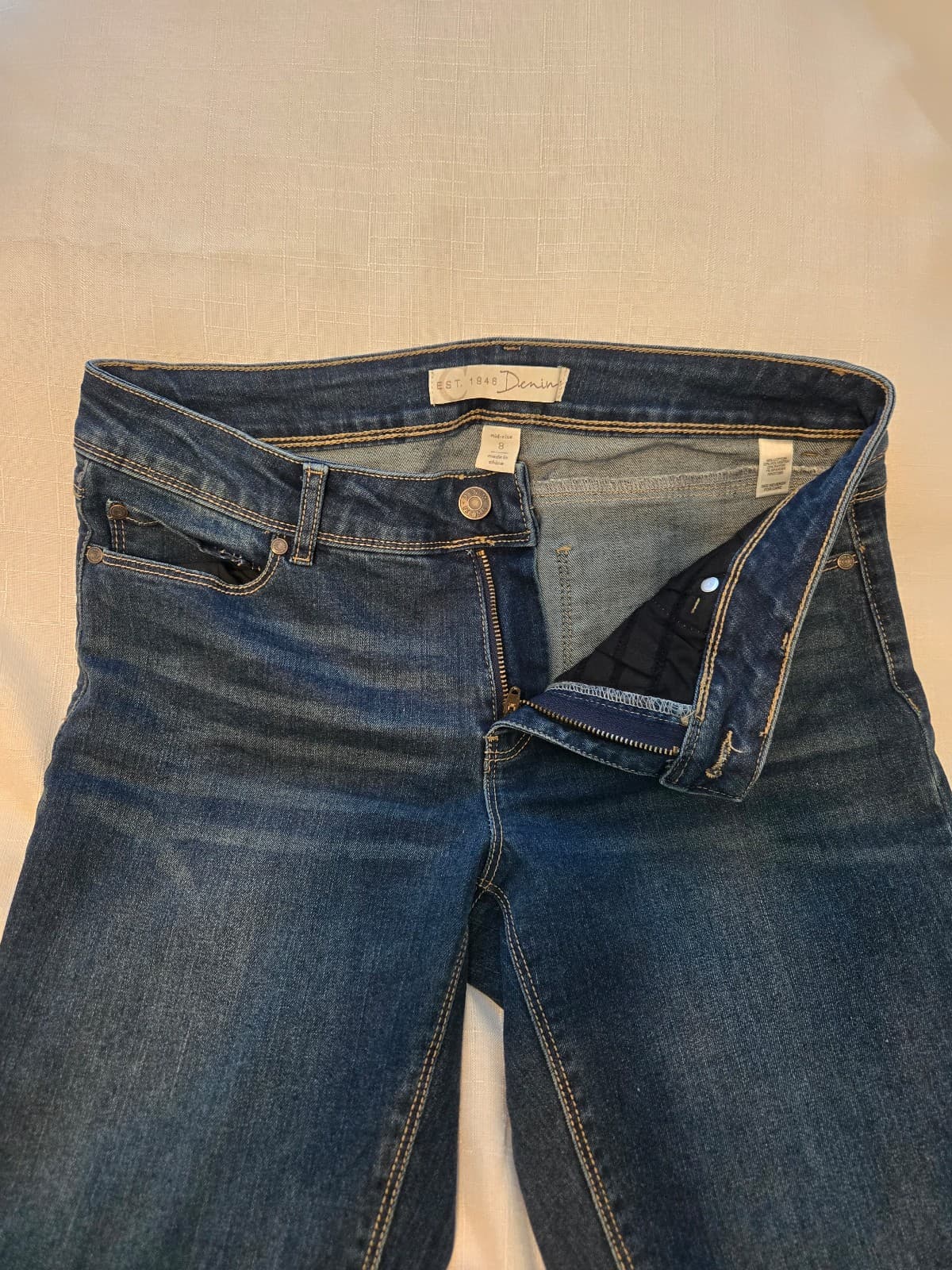 EST 1946 Denim Mid-Rise Women's Jeans Size 8 Inseam 29", Item #1016 - Thumbnail 6