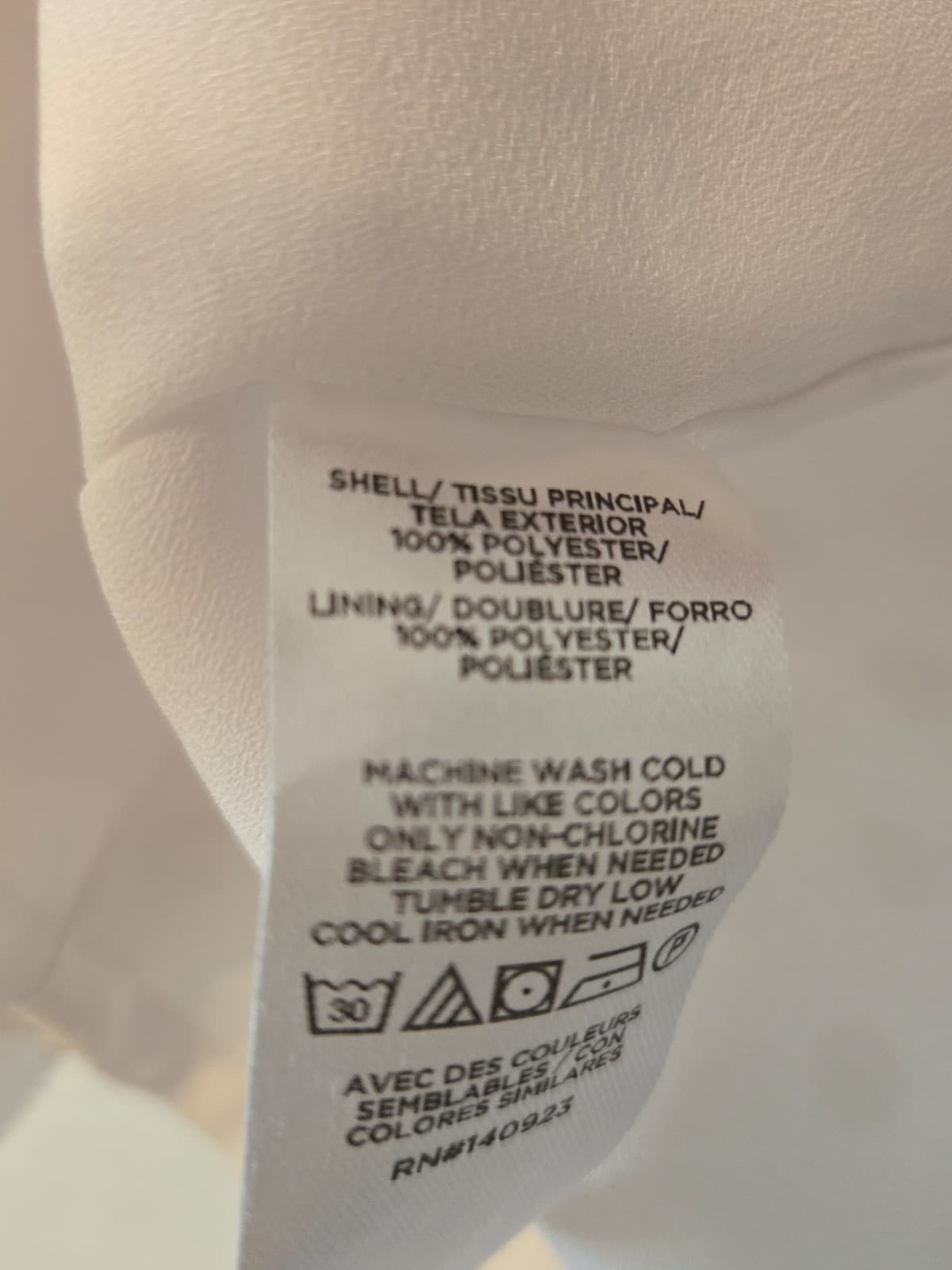 LOFT Women's White Ruffle Blouse Size M, Item #1025 - Thumbnail 5
