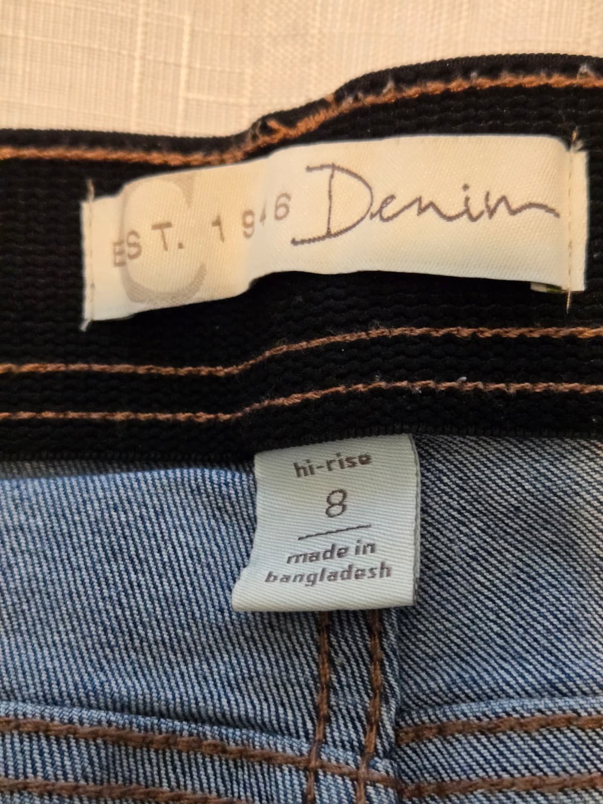 Classic Women's Dark Blue Skinny Jeans Size 8, Item #1015 - Thumbnail 6