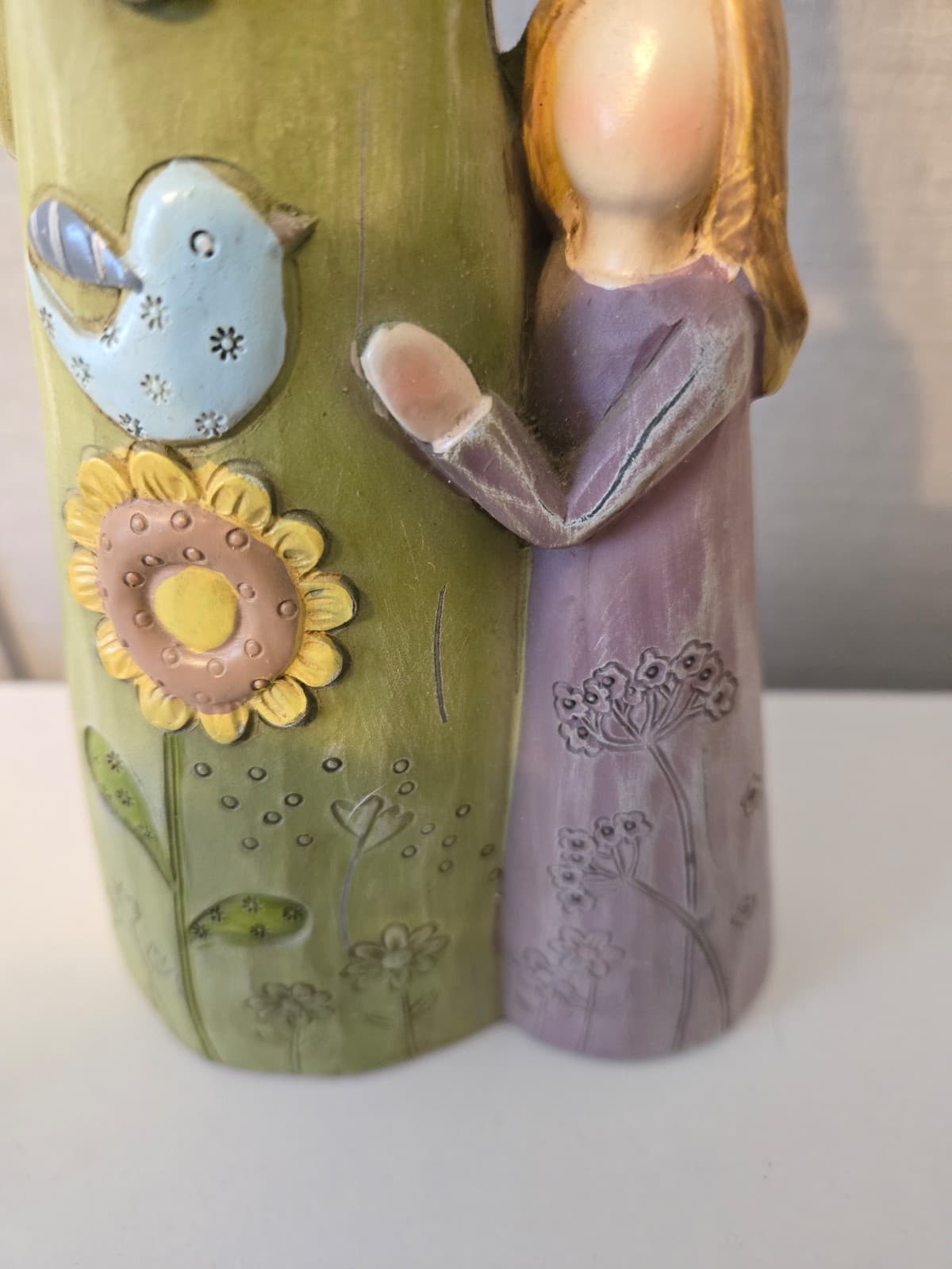 Willow Tree Style Angel Figurine with Child - Thumbnail 3