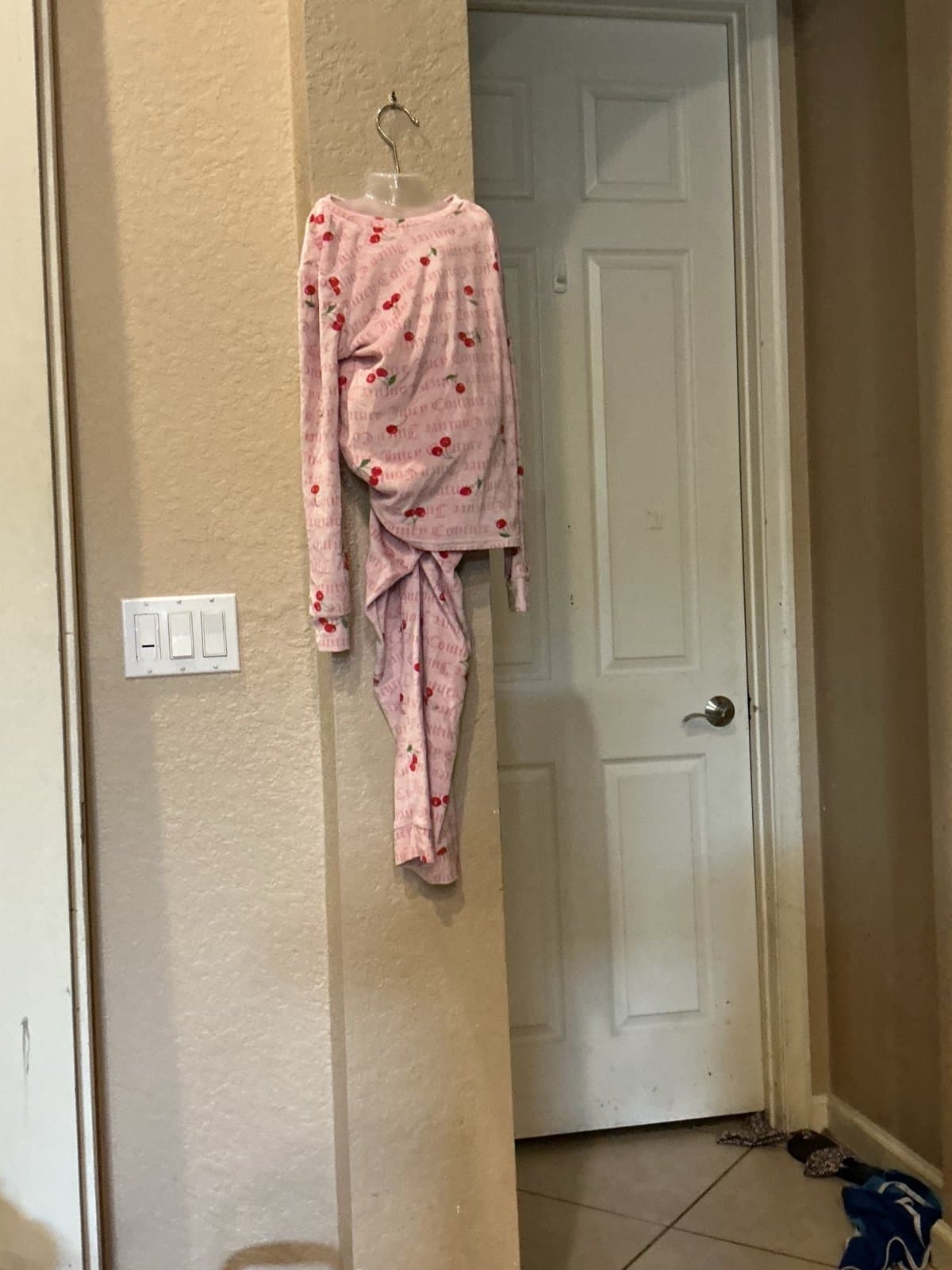 Juicy Couture Pink Cherry Print Sleepwear Pajama Set Size 12